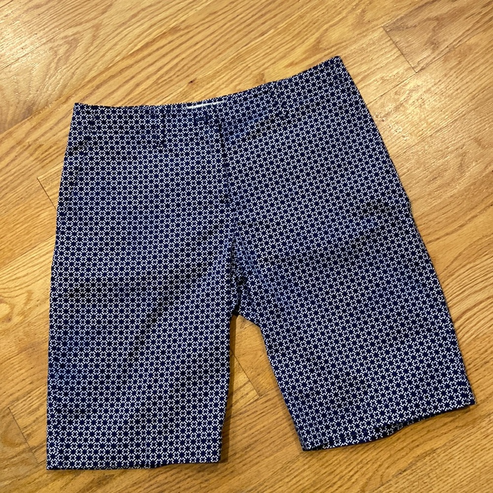 Talbots Shorts Size 4 - Picture 2 of 7